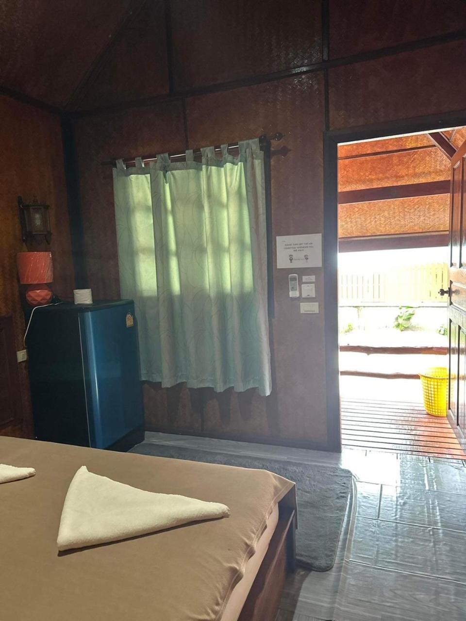 Buddha Raksa Thong Nai Pan Yai Dış mekan fotoğraf
