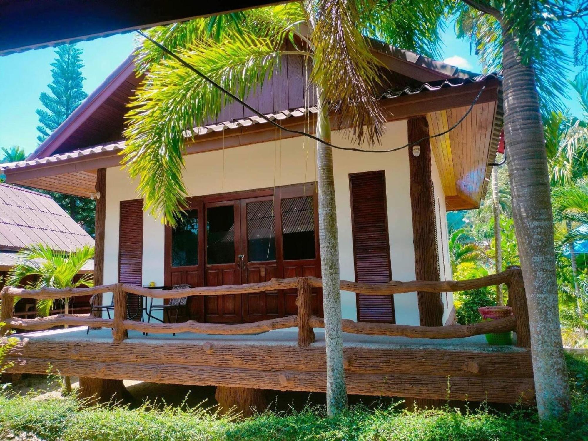 Buddha Raksa Thong Nai Pan Yai Dış mekan fotoğraf